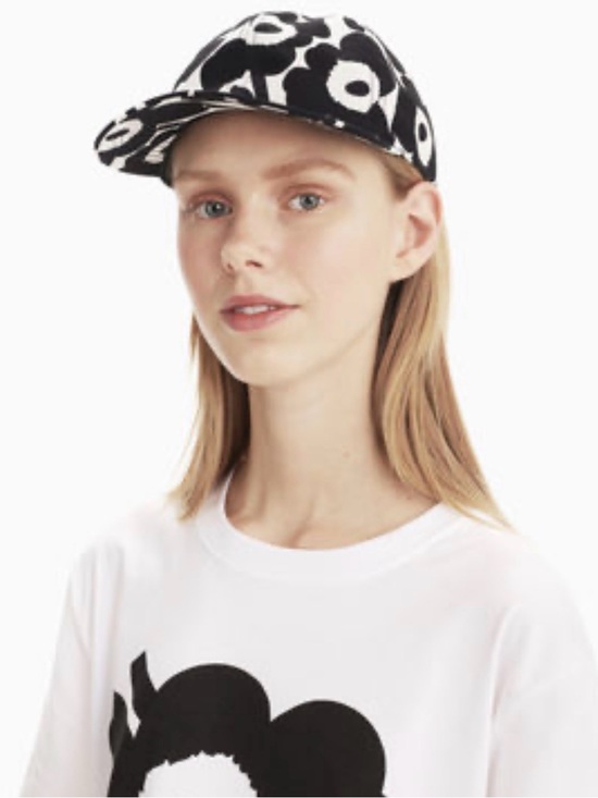 Marimekko Accessories - Marimekko Black & White Floral Baseball Cap